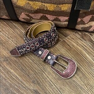 Kippys soft purple with soft gold accents